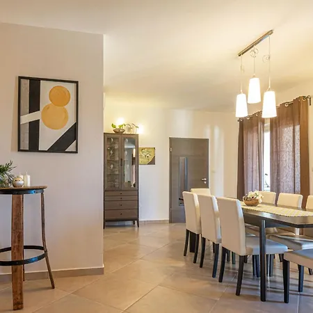 Villa Coridigo Tinjan