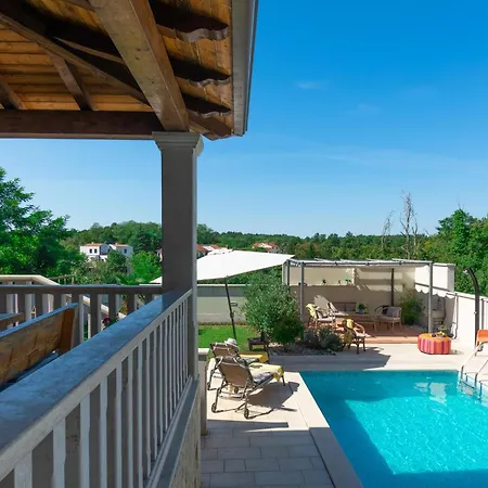 Villa Coridigo بيت للعطل *