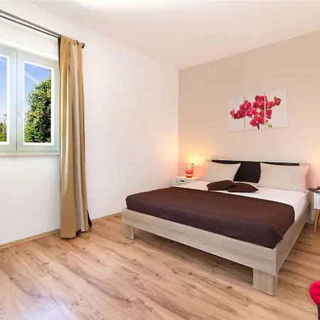 Hohe Lage, Eingezaeunter Hof, Panoramablick Holiday home *