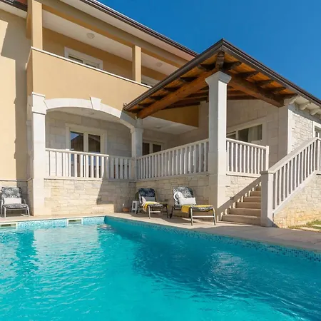 Villa Coridigo Tinjan